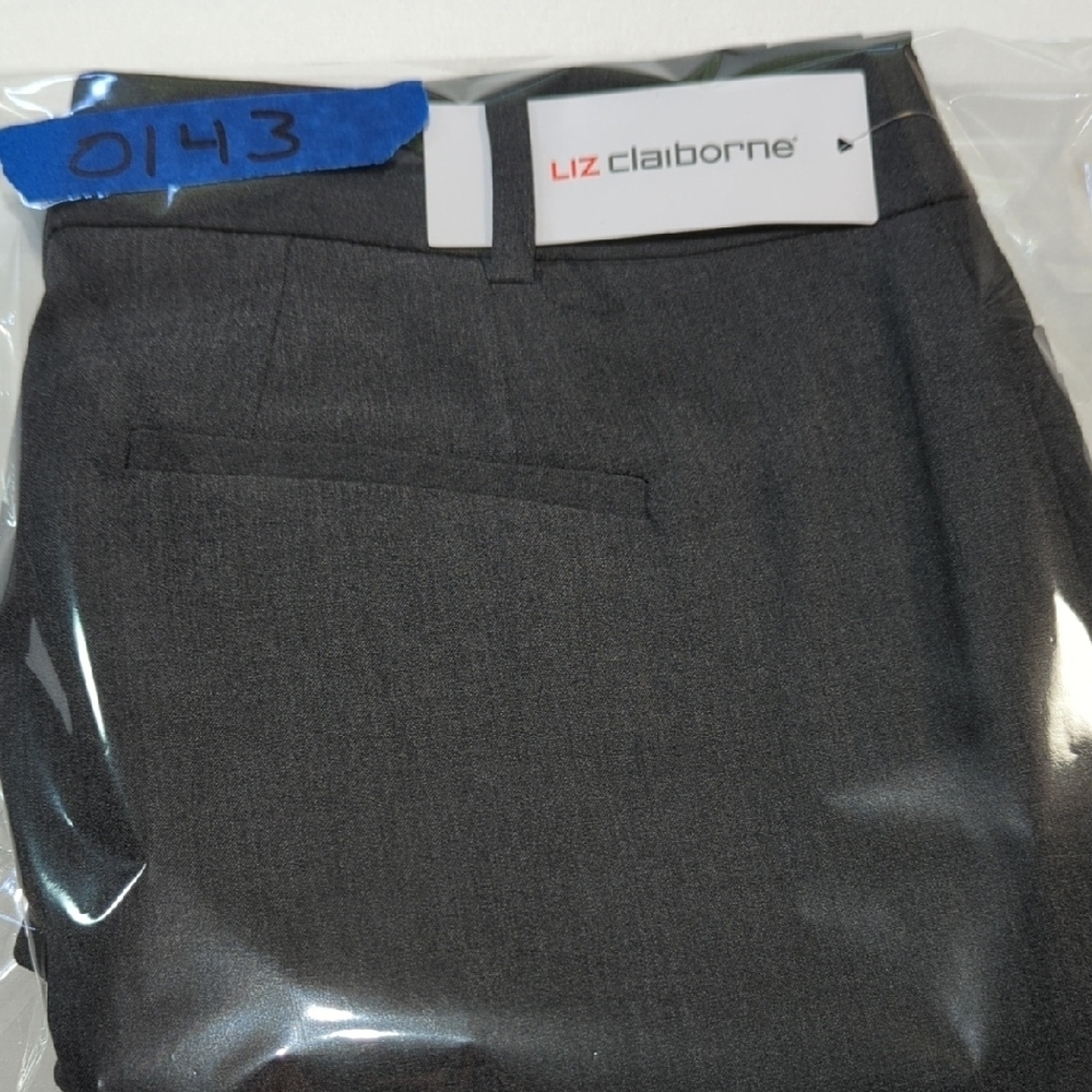 Liz Claiborne Women's Gray Trousers - Picture 10 of 10